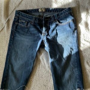 BKE Madison Jeans Low Rise Cutoff Long Shorts Women's Size 29 Distressed Pockets